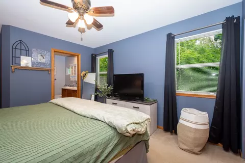 Bedroom - 6809 Normandy Dr, Spring Grove, IL 60081 photo 5 of 5
