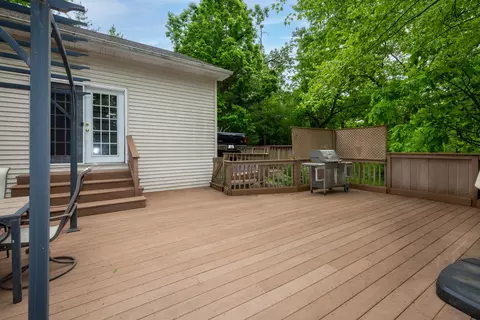 Exterior - 6809 Normandy Dr, Spring Grove, IL 60081 photo 5 of 8