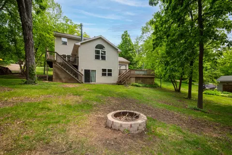 Exterior - 6809 Normandy Dr, Spring Grove, IL 60081 photo 8 of 8