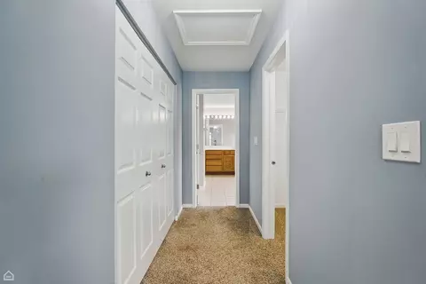 Entry Way - 465 Blue Heron Cir, Bartlett, IL 60103 photo 1 of 1
