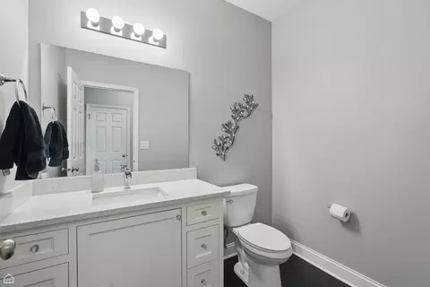 Bath - 465 Blue Heron Cir, Bartlett, IL 60103 photo 1 of 5