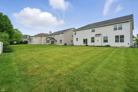 Exterior - 465 Blue Heron Cir, Bartlett, IL 60103 photo 6 of 6