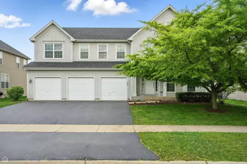 465 Blue Heron Cir, Bartlett, IL 60103