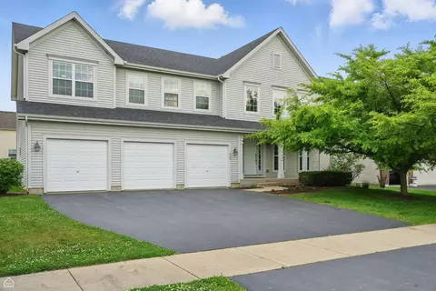 Exterior - 465 Blue Heron Cir, Bartlett, IL 60103 photo 3 of 6