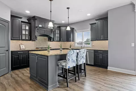 Kitchen - 4 Emerald Crest Ct, Bloomington, IL 61705 photo 1 of 5