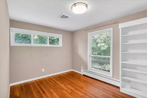 Bedroom - 70 Greencroft Dr, Champaign, IL 61821 photo 4 of 7