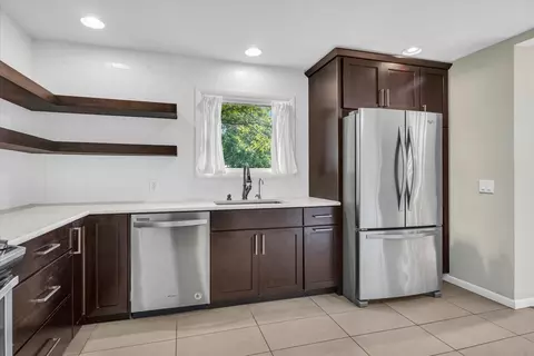 Kitchen - 70 Greencroft Dr, Champaign, IL 61821 photo 3 of 5