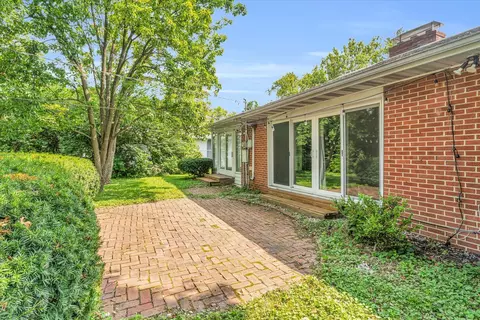 Exterior - 70 Greencroft Dr, Champaign, IL 61821 photo 12 of 12