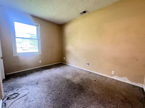 Bedroom - 1707 Highview Ave, Mchenry, IL 60050 photo 2 of 3