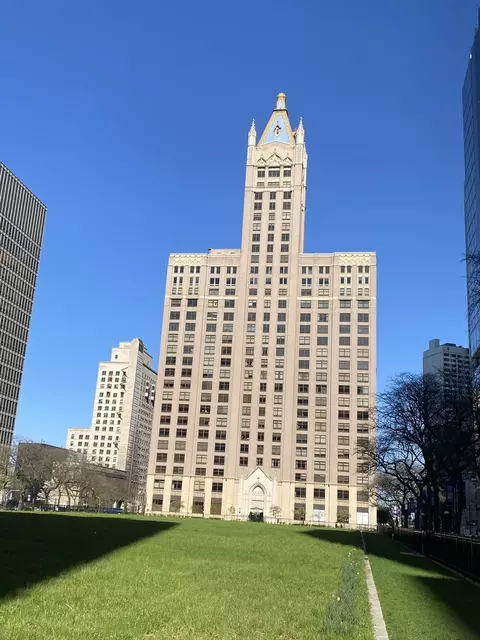 680 N Lake Shore Dr #1124, Chicago, IL 60611