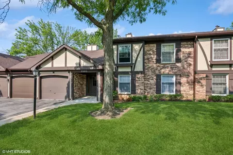 2980 Northampton Dr #A2, Rolling Meadows, IL 60008