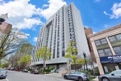 1221 N Dearborn Pkwy #403S, Chicago, IL 60610