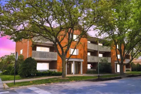 3907 N Harlem Ave #304B, Chicago, IL 60634