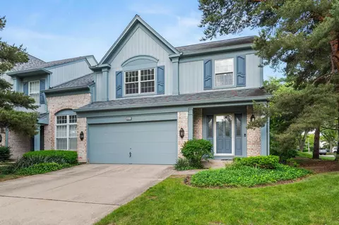 651 Marseilles Cir, Buffalo Grove, IL 60089