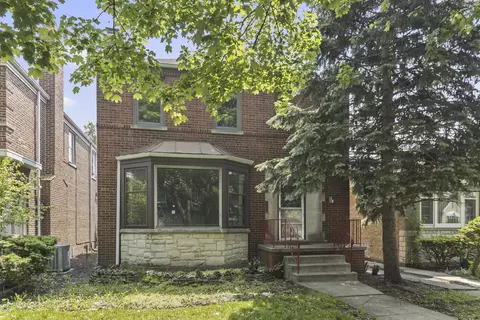 6627 N Francisco Ave, Chicago, IL 60645