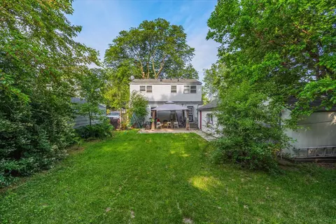 Exterior - 475 S Edison Ave, Elgin, IL 60123 photo 7 of 10