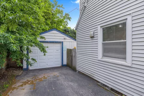 Exterior - 475 S Edison Ave, Elgin, IL 60123 photo 10 of 10