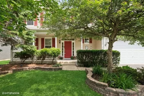 2746 Middleton Ct, Aurora, IL 60503