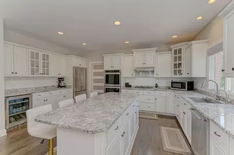 Kitchen - 6205 Brookridge Dr, Plainfield, IL 60586 photo 1 of 5