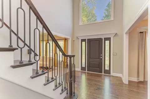 Entry Way - 6205 Brookridge Dr, Plainfield, IL 60586 photo 2 of 5