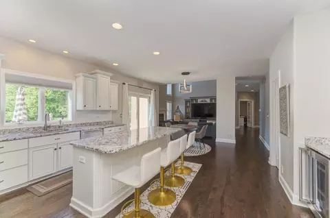 Kitchen - 6205 Brookridge Dr, Plainfield, IL 60586 photo 4 of 5