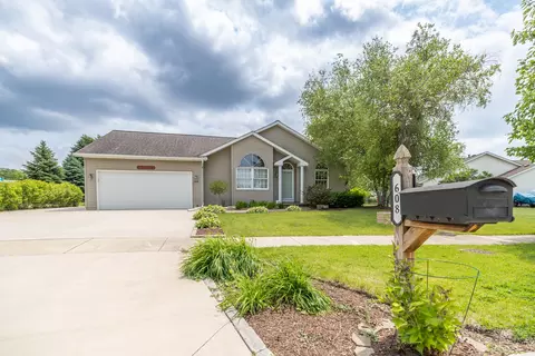 608 Cherry Tree Ln, Genoa, IL 60135 photo 36
