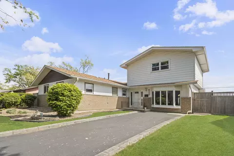 5445 Vine St, Oak Forest, IL 60452