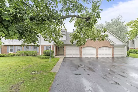 1604 Newburn Ct #D1, Wheeling, IL 60090