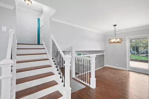 Entry Way - 1012 Concord Dr, Bartlett, IL 60103 photo 1 of 2