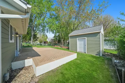 Exterior - 1012 Concord Dr, Bartlett, IL 60103 photo 2 of 7