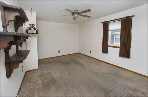 310 22nd Ave, Ottawa, IL 61350 photo 2