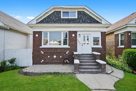 3633 N Lotus Ave, Chicago, IL 60641