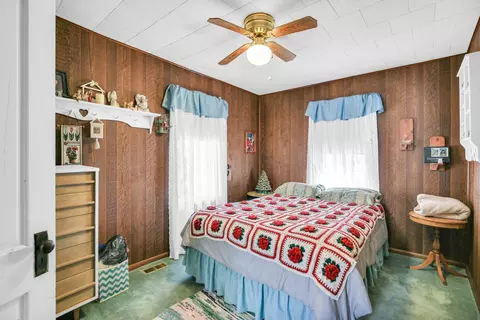 Bedroom - 846 E Pells St, Paxton, IL 60957 photo 1 of 3