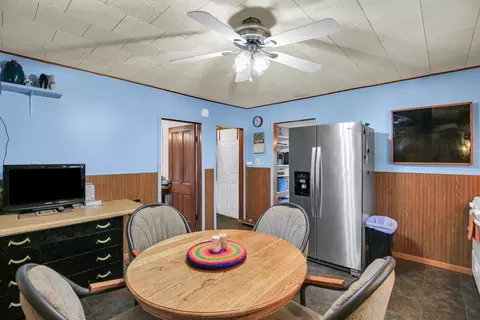 Dining - 846 E Pells St, Paxton, IL 60957 photo 1 of 1