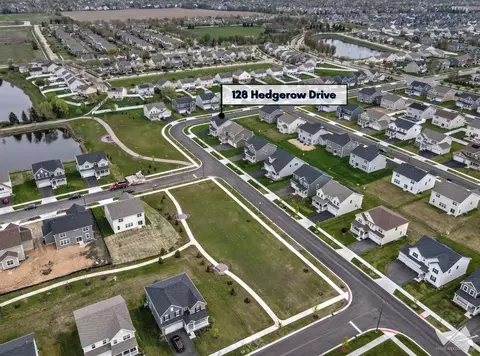 128 Hedgerow Dr, Elgin, IL 60124 photo 23