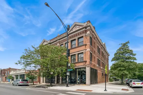 3634 W Wrightwood Ave #3, Chicago, IL 60647