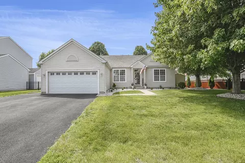 11316 Maplewood Dr, Plainfield, IL 60585