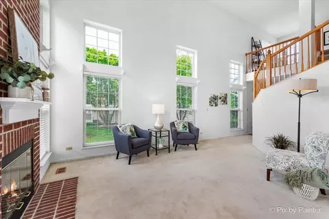 Living - 2040 Peach Tree Ln, Algonquin, IL 60102 photo 1 of 1