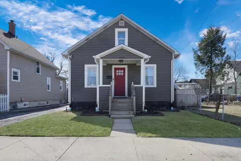 1313 W Cornelia Ave, Waukegan, IL 60085