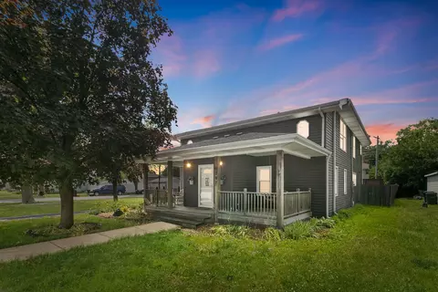 9742 Natoma Ave, Oak Lawn, IL 60453
