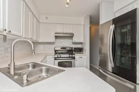 Kitchen - 2434 Dickens Dr, Aurora, IL 60503 photo 1 of 3