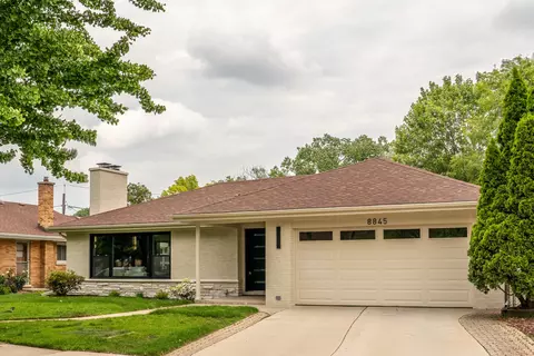 8845 Kolmar Ave, Skokie, IL 60076