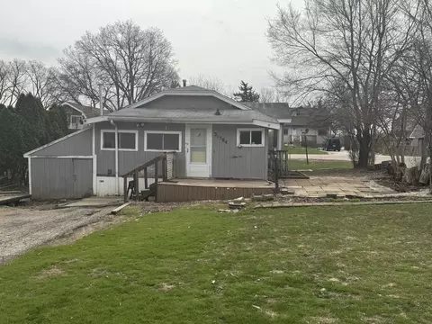 21584 W Lake Ave, Lake Villa, IL 60046