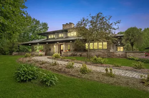 24964 S Klemme Rd, Crete, IL 60417