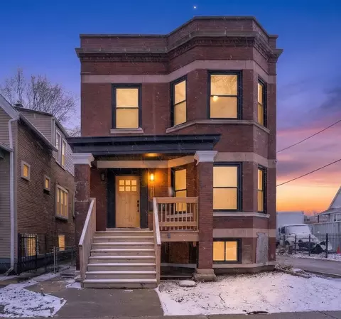 7843 S Marquette Ave, Chicago, IL 60649