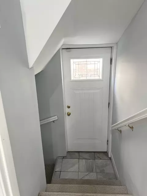 Entry Way - 2627 E 74th Pl, Chicago, IL 60649 photo 4 of 4