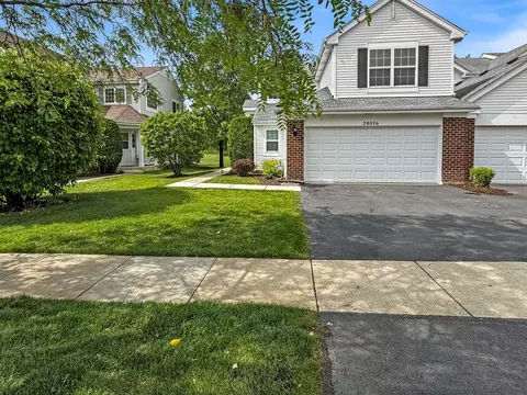 28076 W Niagara St, Lakemoor, IL 60051