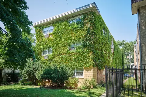1606 W Chase Ave #1B, Chicago, IL 60626