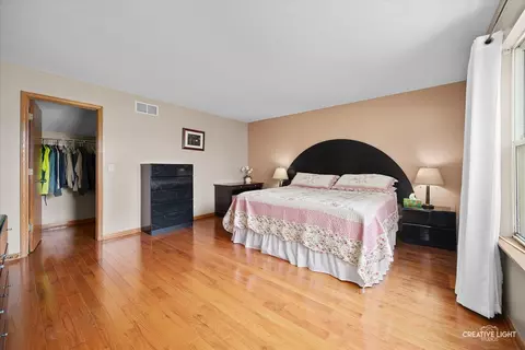 Bedroom - 809 Eagle Dr, Aurora, IL 60506 photo 2 of 7