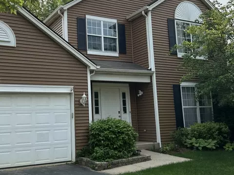 809 Eagle Dr, Aurora, IL 60506